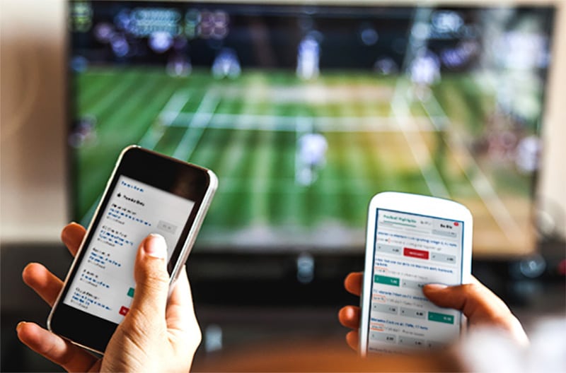 Is it better to bet on mobile or computer (2)