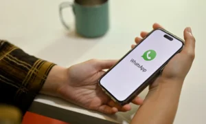 comment reconnaître un faux numéro whatsapp