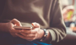 comment savoir si mon conjoint espionne mon téléphone