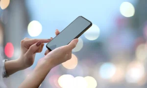 téléphone tesla prix